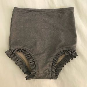 Kortni Jeane Girls 2/3 grey ruffle bottom swimmer